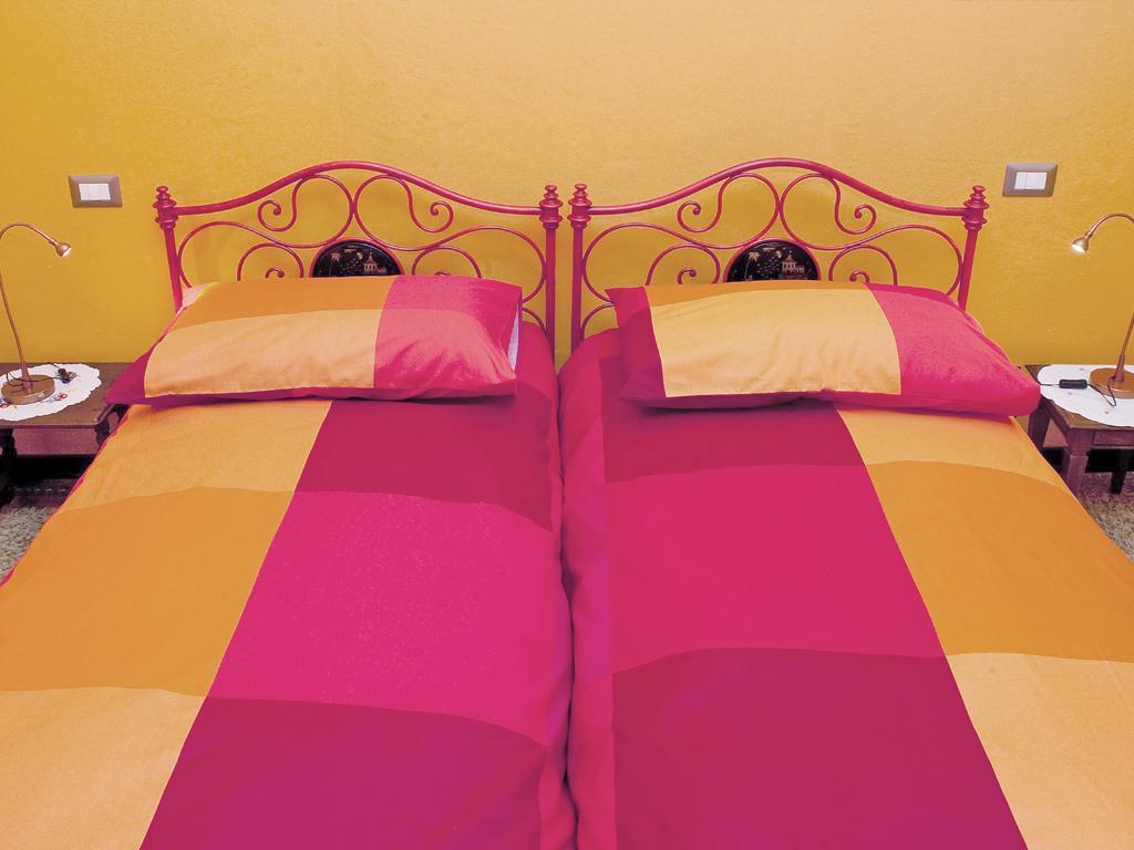 Le Coccinelle B&B Grignasco Стая снимка